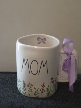 Rae Dunn White ‘MOM’ Floral Mug with Purple Accent